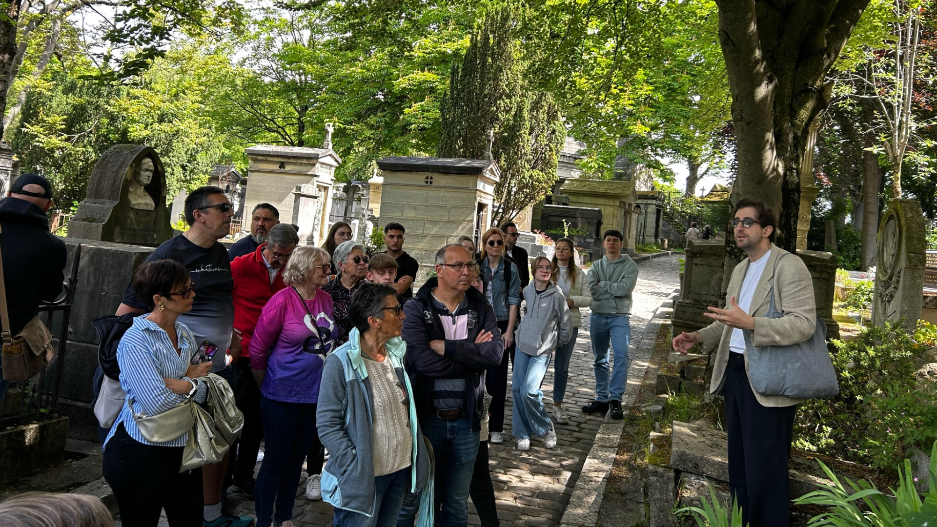 PARIS ET LE PERE LACHAISE <br> SAMEDI 6 JUIN