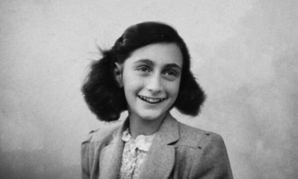 OPTION MUSEE ANNE FRANK <br> SAMEDI 9 AOÛT 2025
